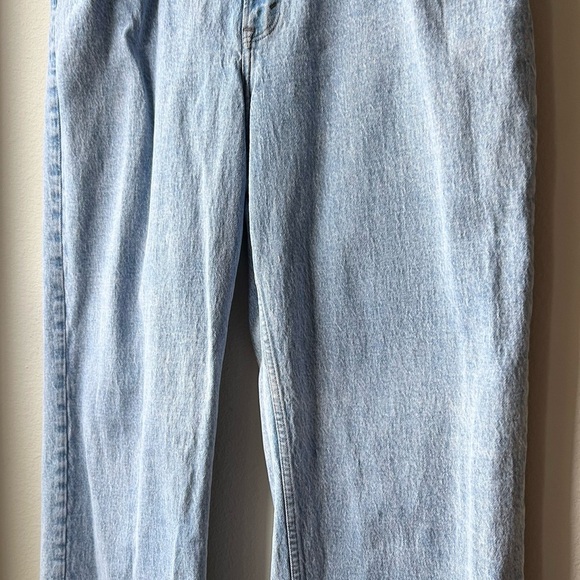 Abercrombie and Fitch 90's Relaxed High Rise Curve Love Light Wash Blue Sz 33L - Picture 4 of 12